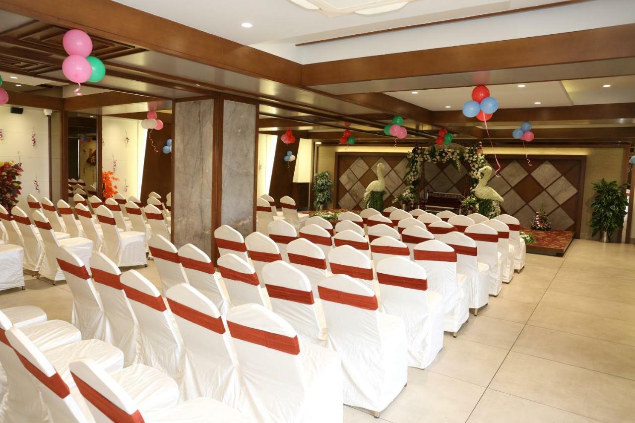 Hotel Avaante Ahmedabad Formerly Known As The Orchid Hotel Exterior photo